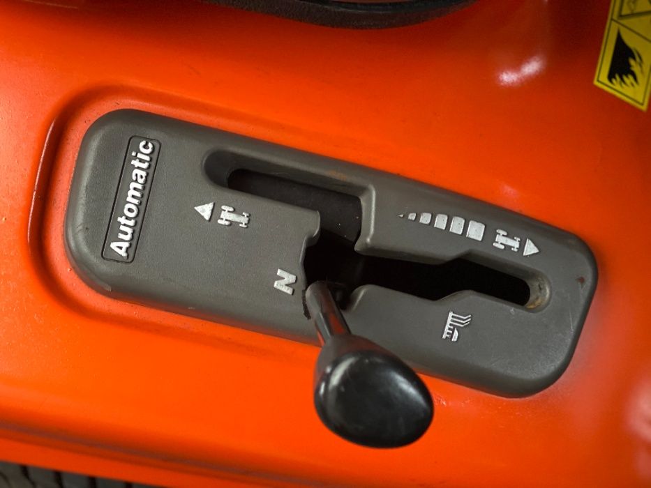Traktorek Kosiarka Husqvarna CTH220 , duża moc ,,hydro , pompa oleju ,pług