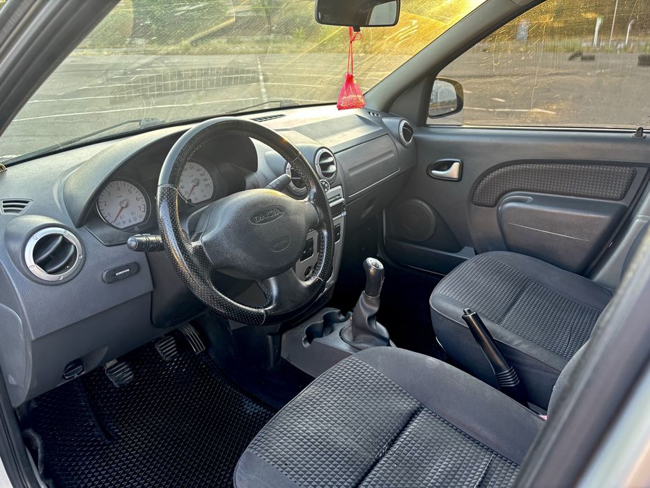 Продам Dacia Logan 2008 1.6