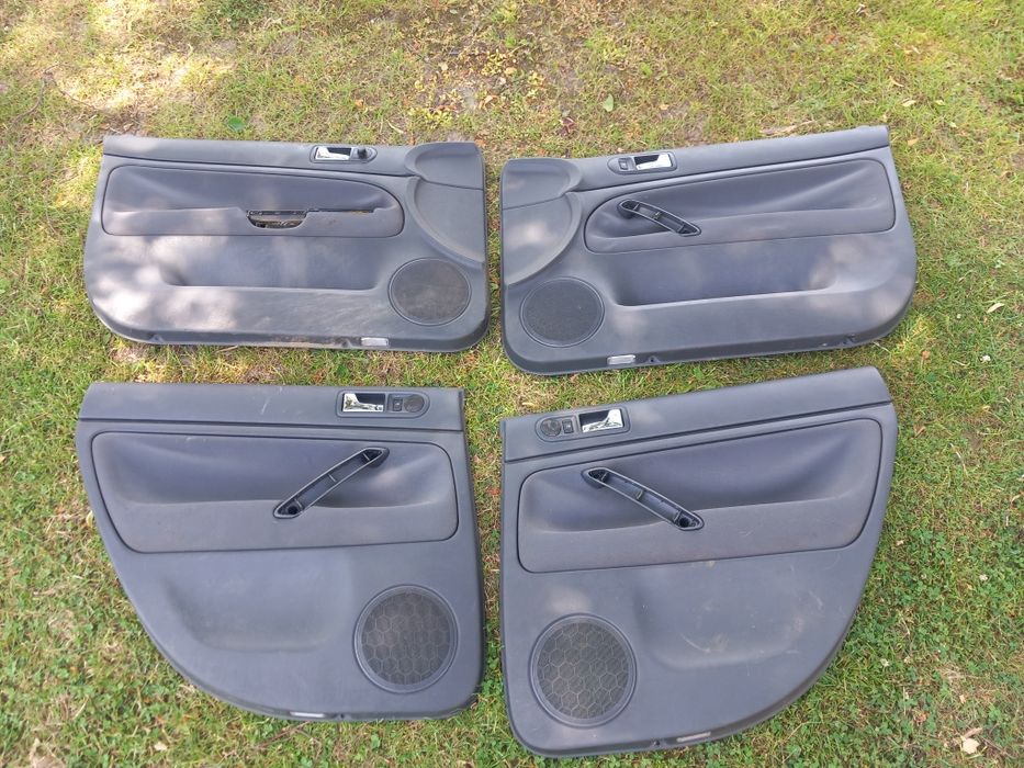 Volkswagen Passat b5FL kombi tapicerki drzwi boczki