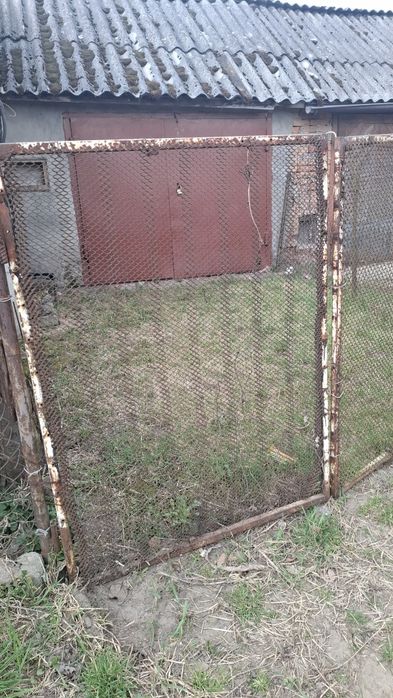 Пиодам гараж цегляний