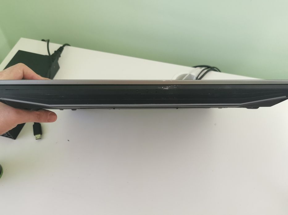 MSI GT76 Titan 10SGS i9 10900К/RTX 2080 SUPER/RAM 128GB/ Eurocom 780 W