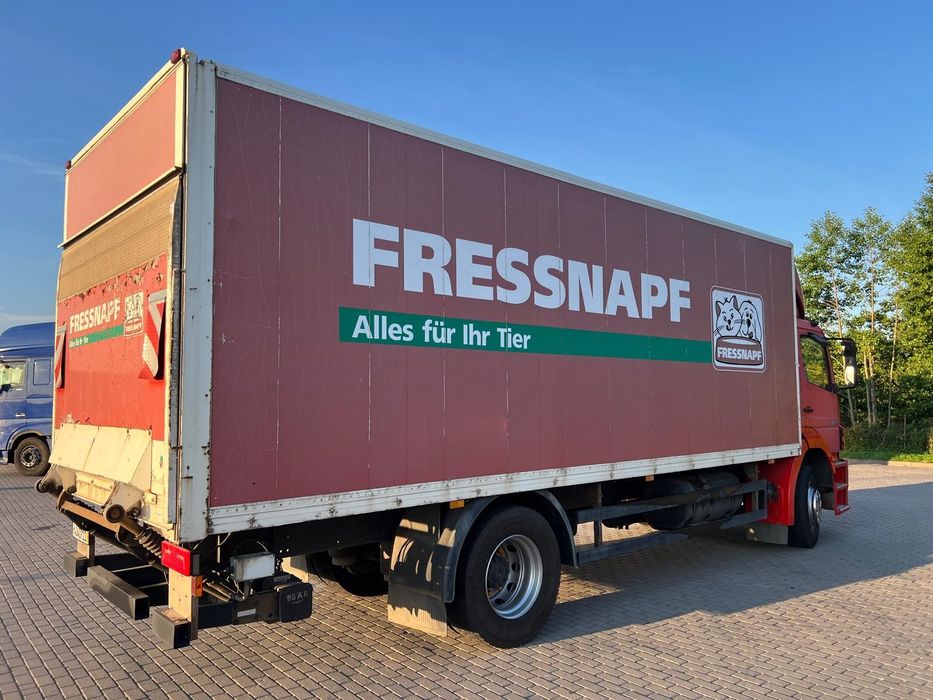 Mercedes Axor 1823 automat klima winda stare tacho izoterma koffer 7,2 m