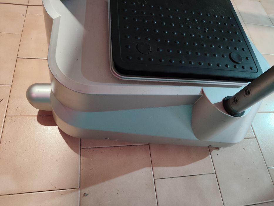 Plataforma Vibratória EnergyM Turbo Charger | Excelente Estado | Vários Programas