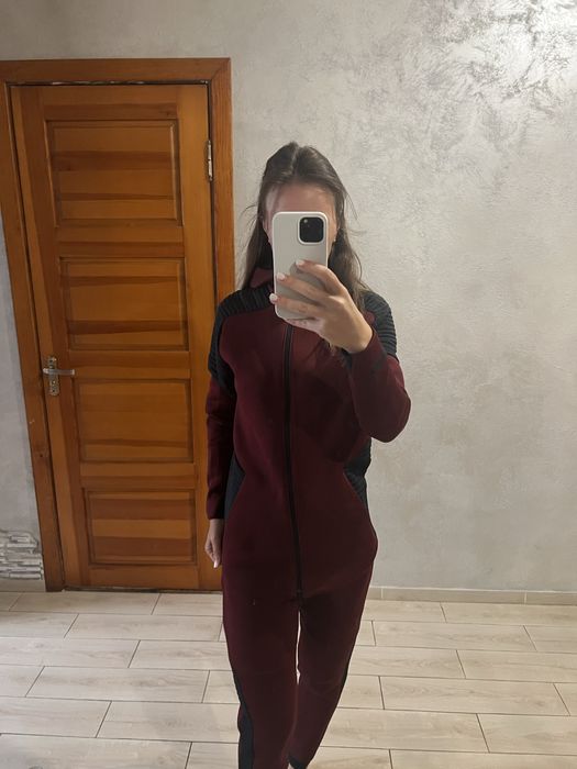 Оригінальний костюм Under