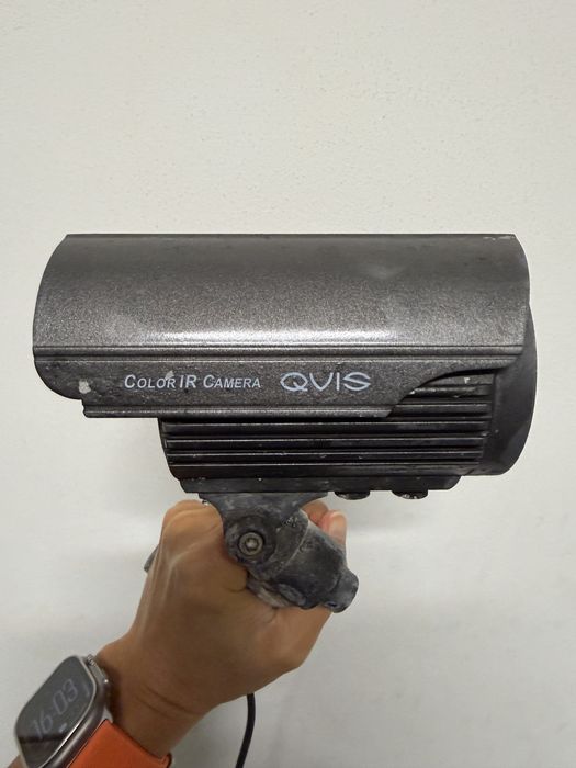 Kit 5 câmaras de vigilância — Hikvision + QVIS