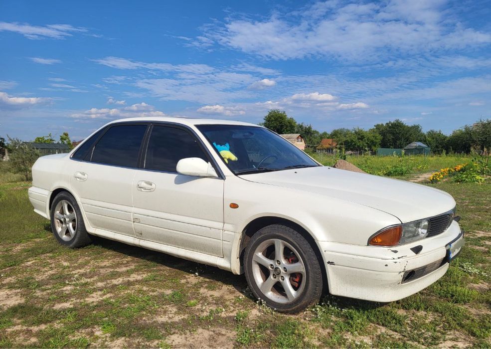 машина митсубиси сигма