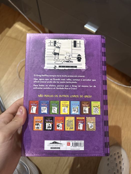 O Diario de um Banana ( A verdade nua e crua) roxo