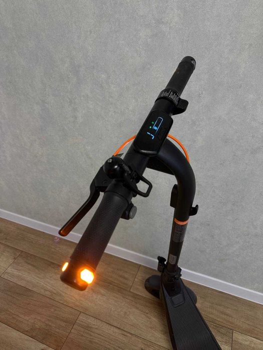 Електросамокат Seegway Ninebot E2 PRO