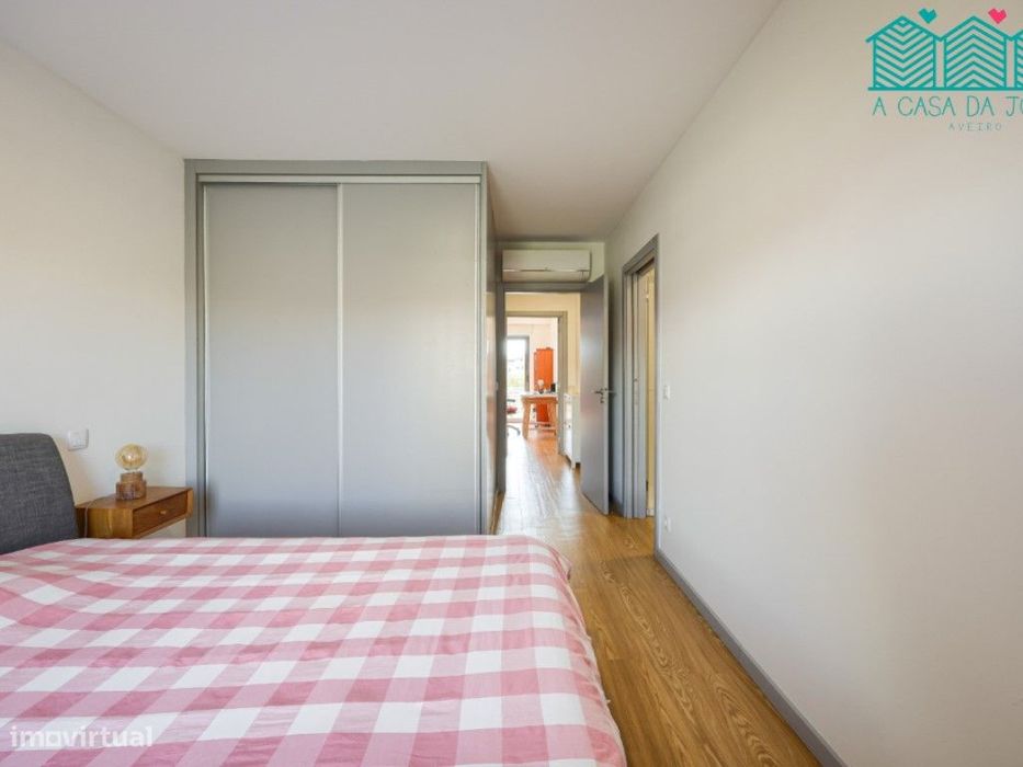 Apartamento T2 com Lugar de Garagem no Bairro do Liceu