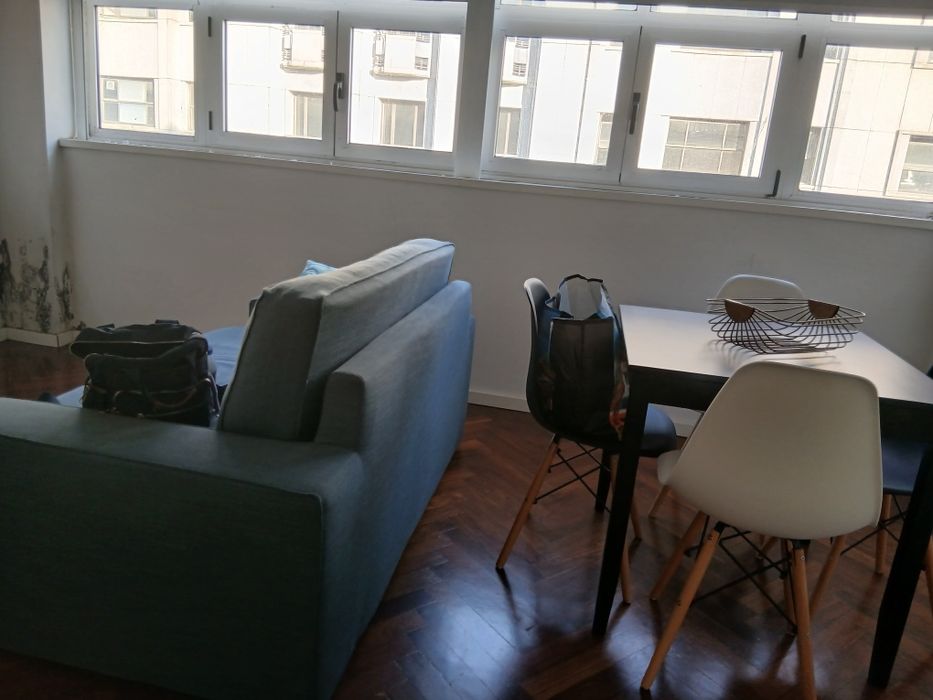 Arrendamento T0 a 50 m do Bolhao