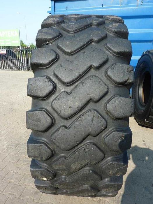 Opona używana przemysłowa 26.5-25 26.5R25 CAMSO 2400zł W3334