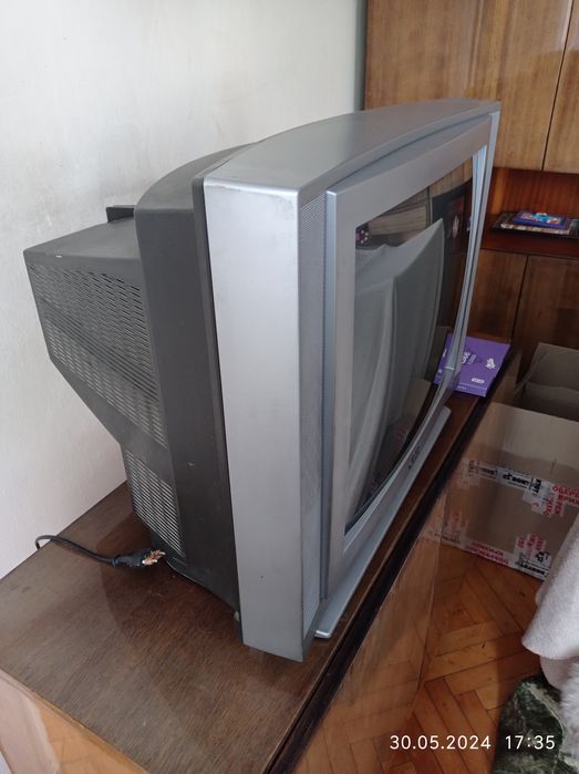 Продам телевізор JVC. Доставка по місту безкоштовна