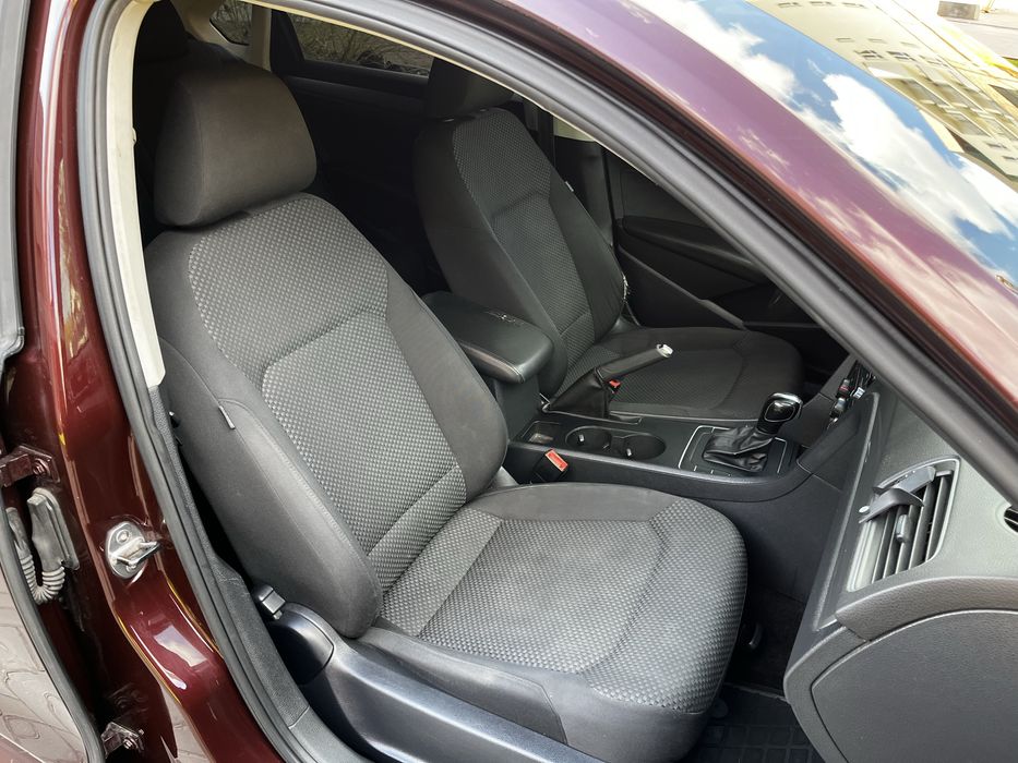 Volkswagen Passat B7 2013 2.5 газ/бенз