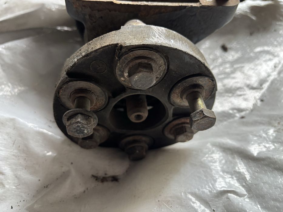 Tylny most do Mercedesa W115, W116, W123