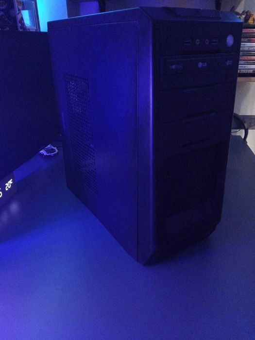 Komputer stacjonarny DESKTOP-EGSN602