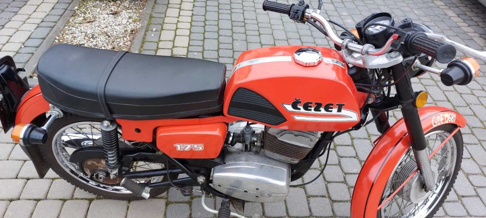 Motocykl Cezet CZ 175