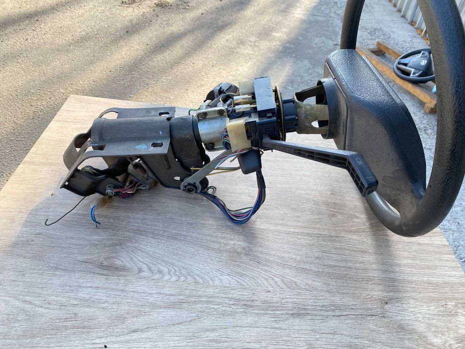 Руль, рулевая колонка, замок ВАЗ 2110 2109 2111 2113 2114 2115