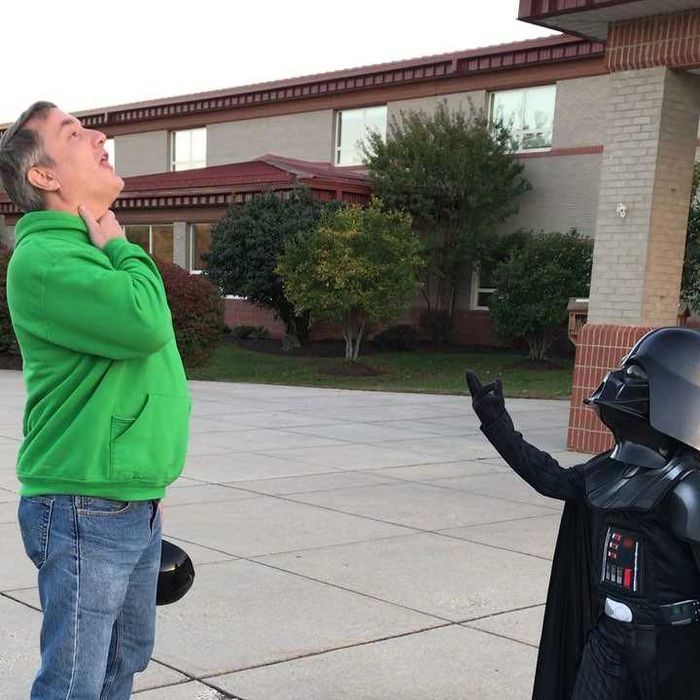 Костюм Дарт Вейдер детский Дисней со звуковыми эффектами