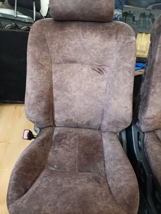 Продам сидіння до мерседеса 210