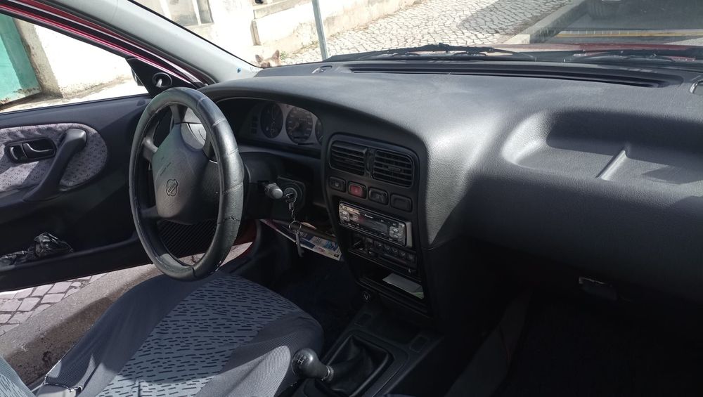 Nissan Primera Hatchback 1.6 GX