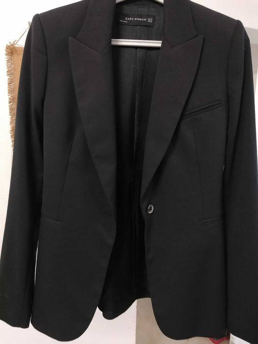 Casaco "Zara "  - senhora, em estado utilizável, por 10€