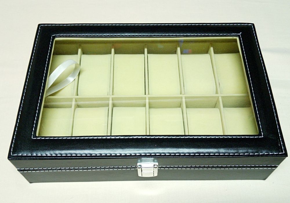 Caixas para 6, 10, 12 e 24 relógios. Novas!