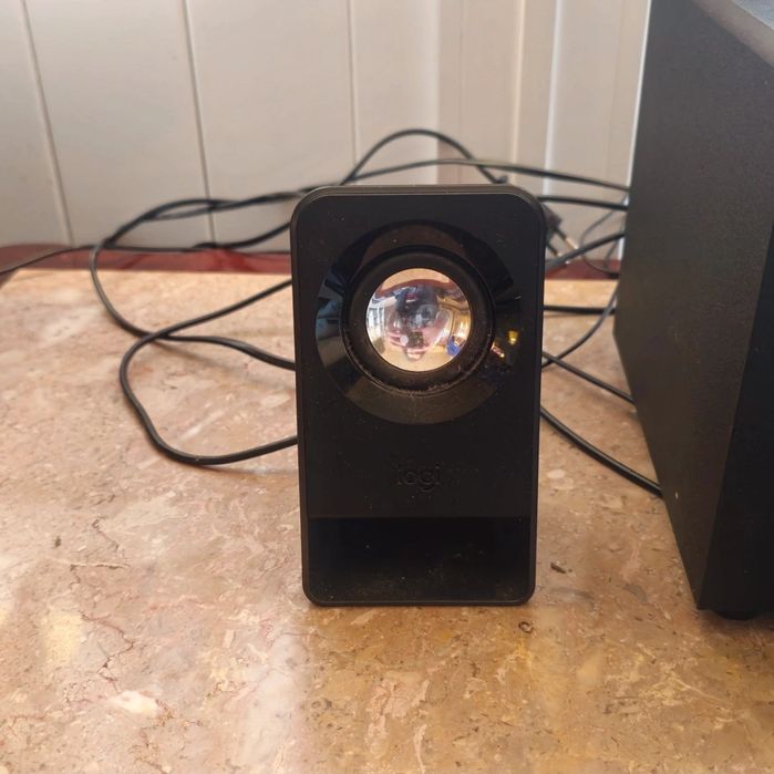 Colunas e subwoofer Logitech