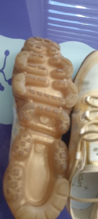 Nike vapormax бежевые