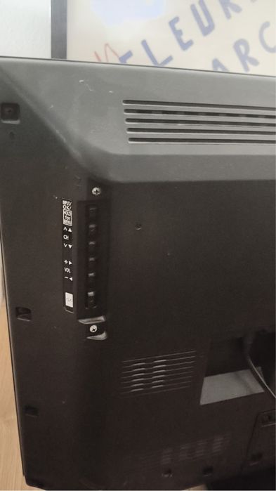 Panasonic Television 32 Inches