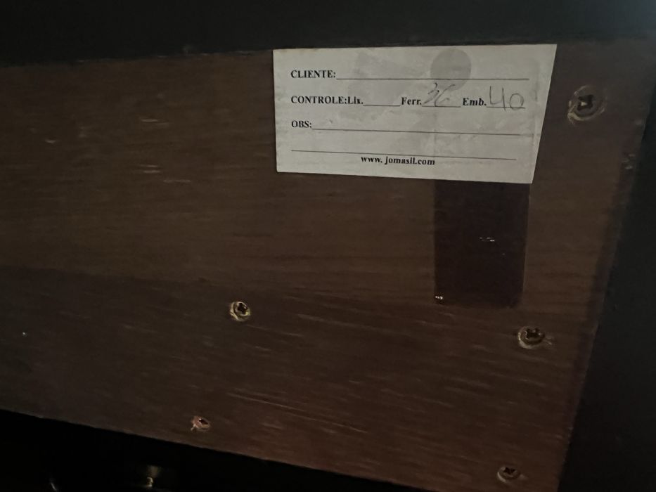 Consola wengué entrada/quarto