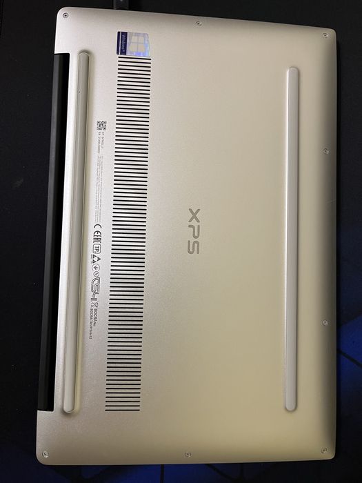 4k ноутбук Dell XPS 13 7390
