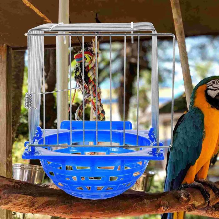 Nowe Gniazdo Lęgowe Dla Ptaków Gołębi z Klatką