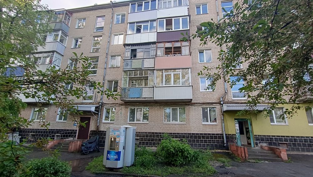 Продам 2 к квартиру і гараж, Чугуїв