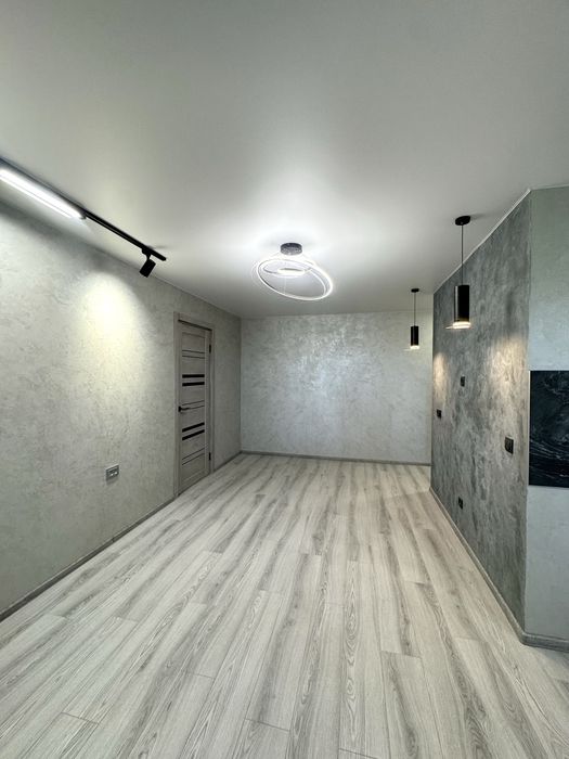 Продам 2-к квартиру, район автовокзала, с евроремонтом
