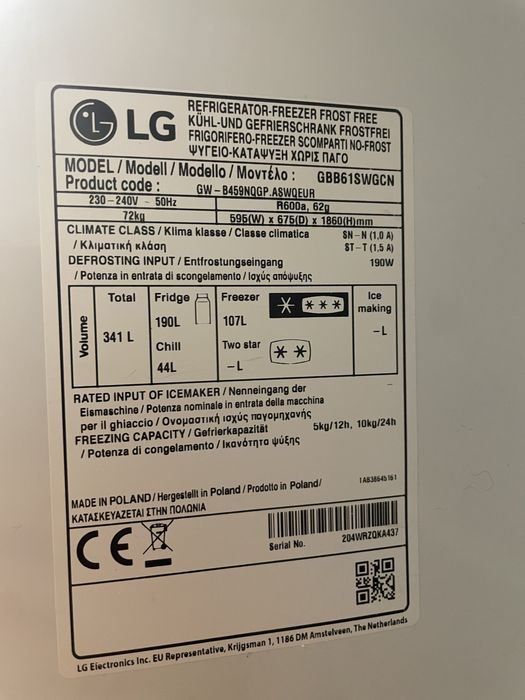 Frigorífico Combinado LG GBB61SWGCN (No Frost - 186 cm - 341 L - Branco)