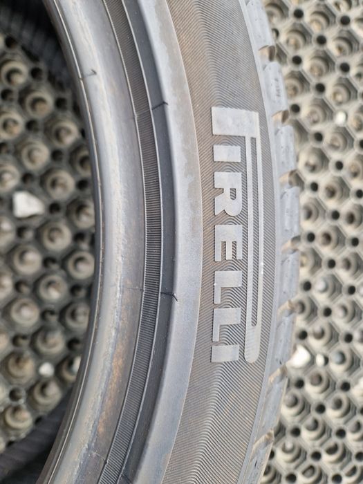 Opony zimowe Pirelli Sottozero 3 Winter  225/45r18 (95V) XL