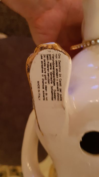 Керамическая собака ,позолота + камни Swarowski.