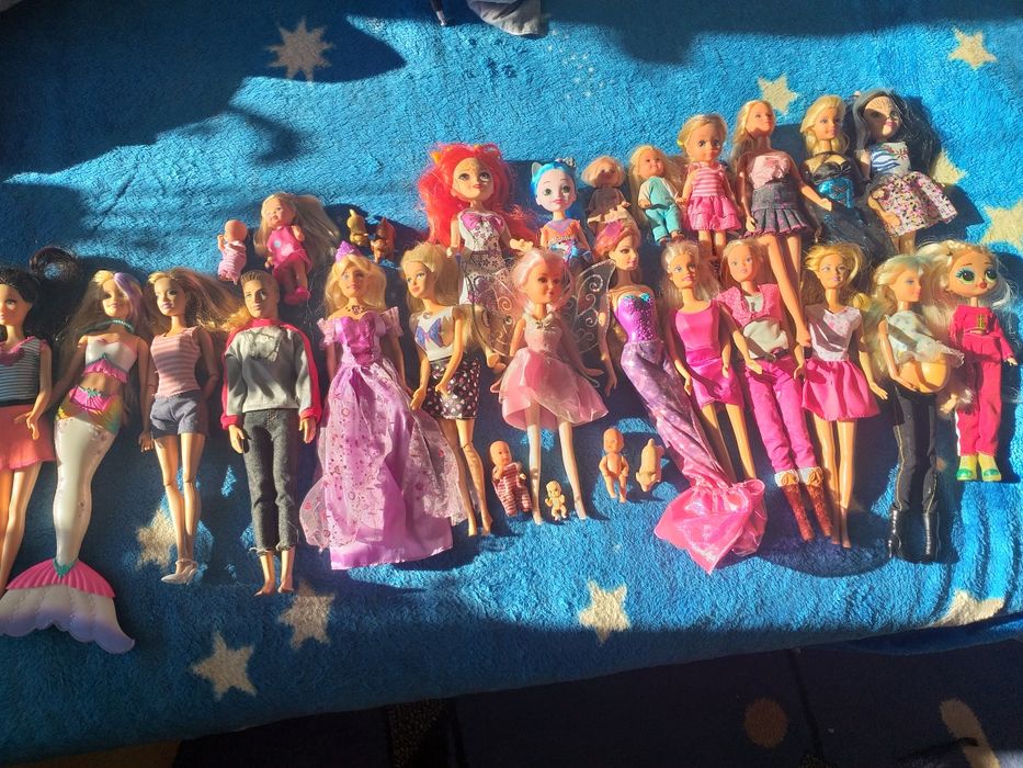 Zestaw lalek barbie i nie tylko