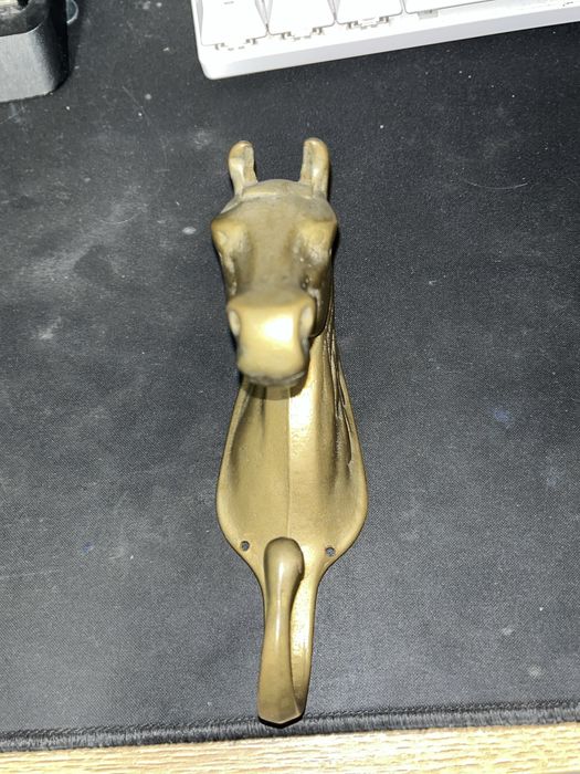 Antyczny wieszak w kształcie głowy konia, wykonany z mosiądzu!