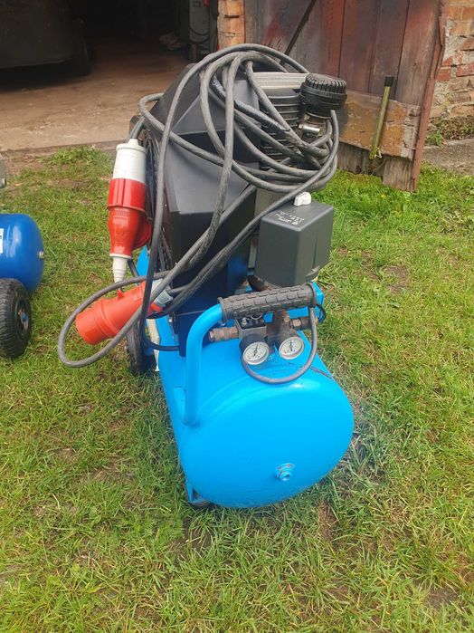 Sprężarka kompresor uszkodzony scheppach HC24dc 230V  Ferrua 400V