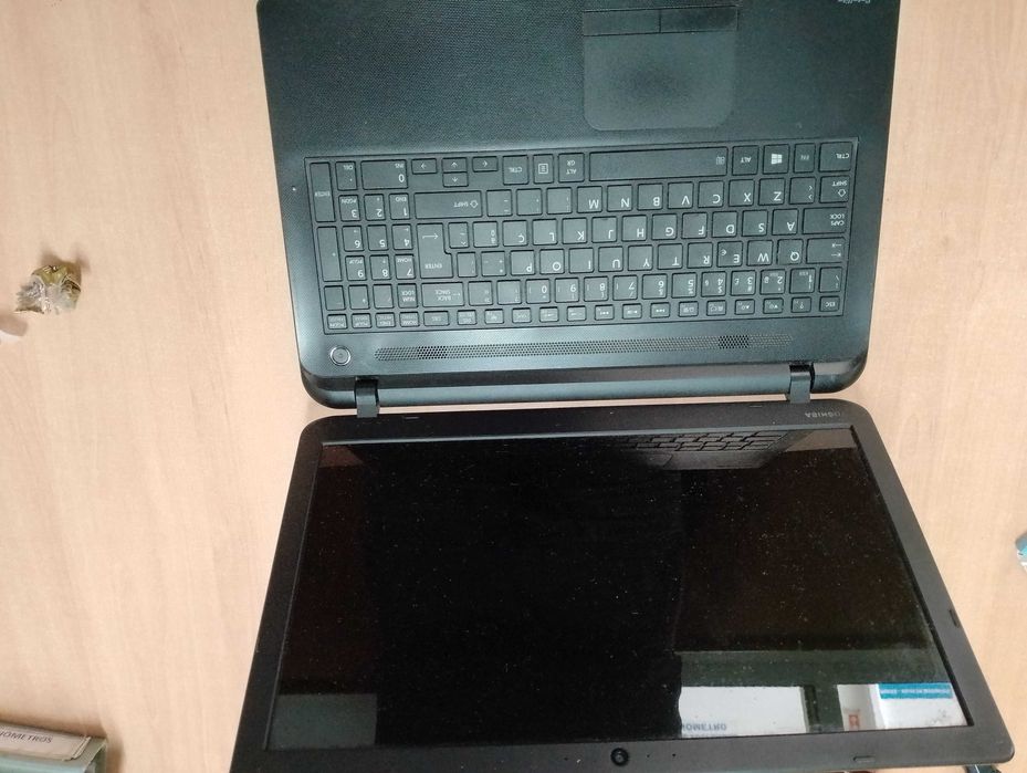 Portátil Toshiba satellite c50-B-17T para peças