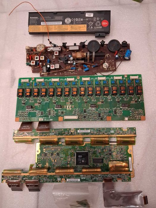 Części komputerowe laptopowe TV RAM GPU zasilacze Intel AMD3 itp.