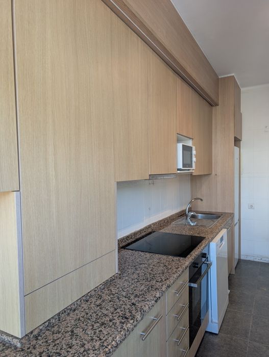 Móveis por Medida | Cozinhas, Roupeiros, Closets e Mobiliário Personalizado