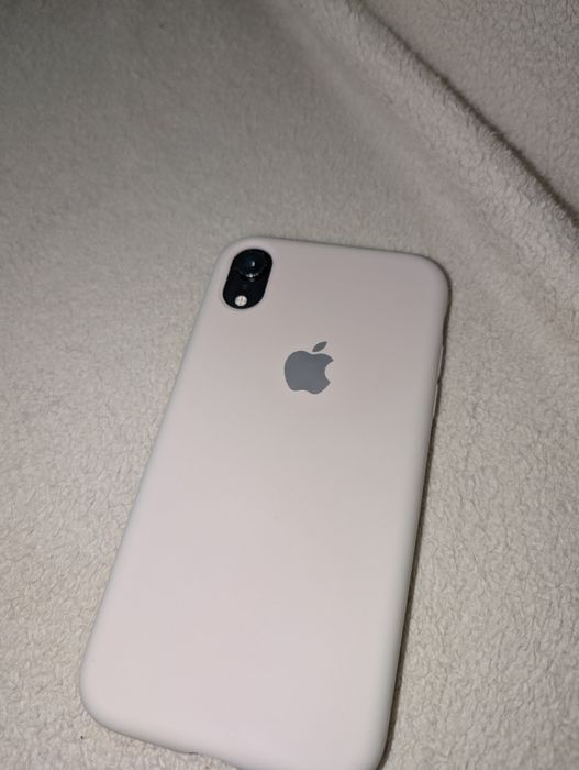 Apple  iPhone XR