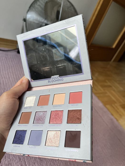 Paleta cieni Nabla Soul Blooming