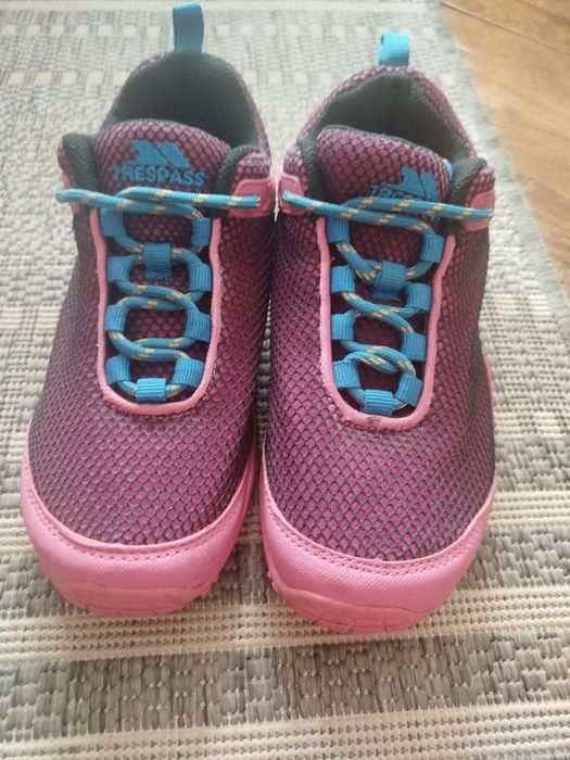 Кросівки trespass