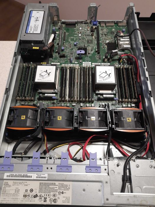 Сервер IBM System x3650 M4 2*Xeon E5-2650L / 128Gb / 4*300Gb SAS