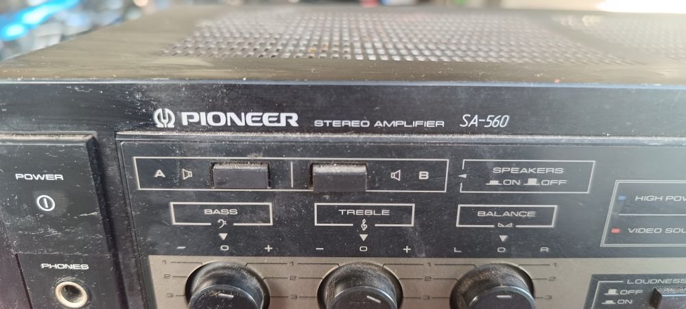 Conjunto Pioneer SA 560