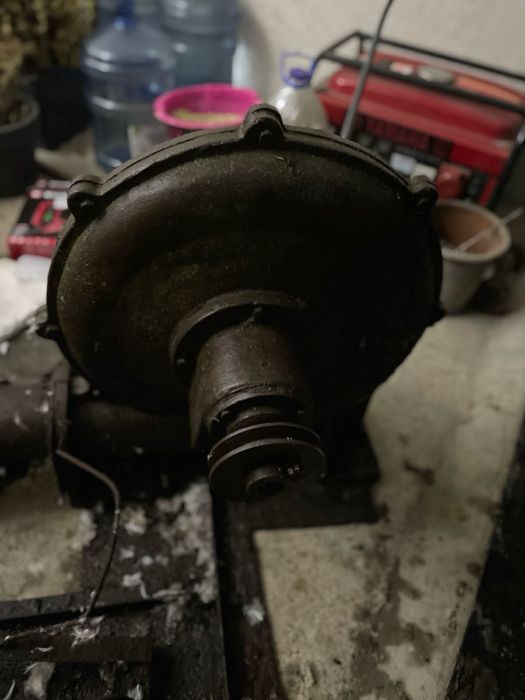 Кузня підувало вентилятор 100 кг