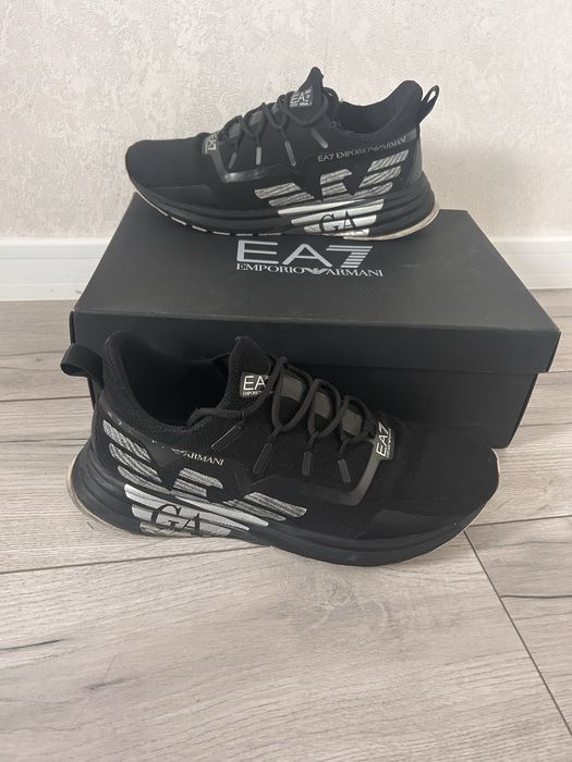 Кроссовки Армани